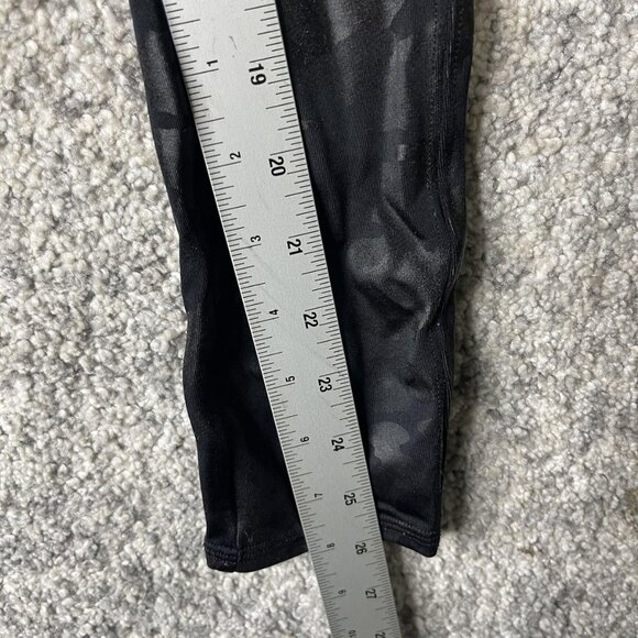 Spanx Leggings Womens Small Petite Black Camo Faux Leather High Rise Shaping‎ - Picture 3 of 6